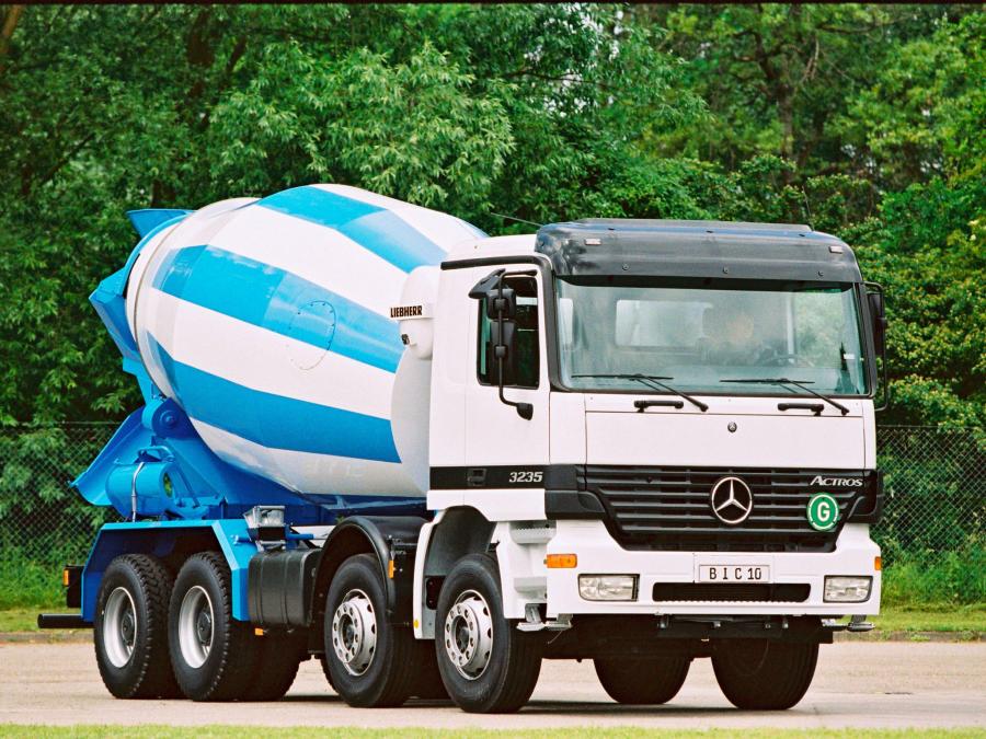  Mercedes-Benz Actros 3235 Mixer 1997 года  (фото 3 из 3)
